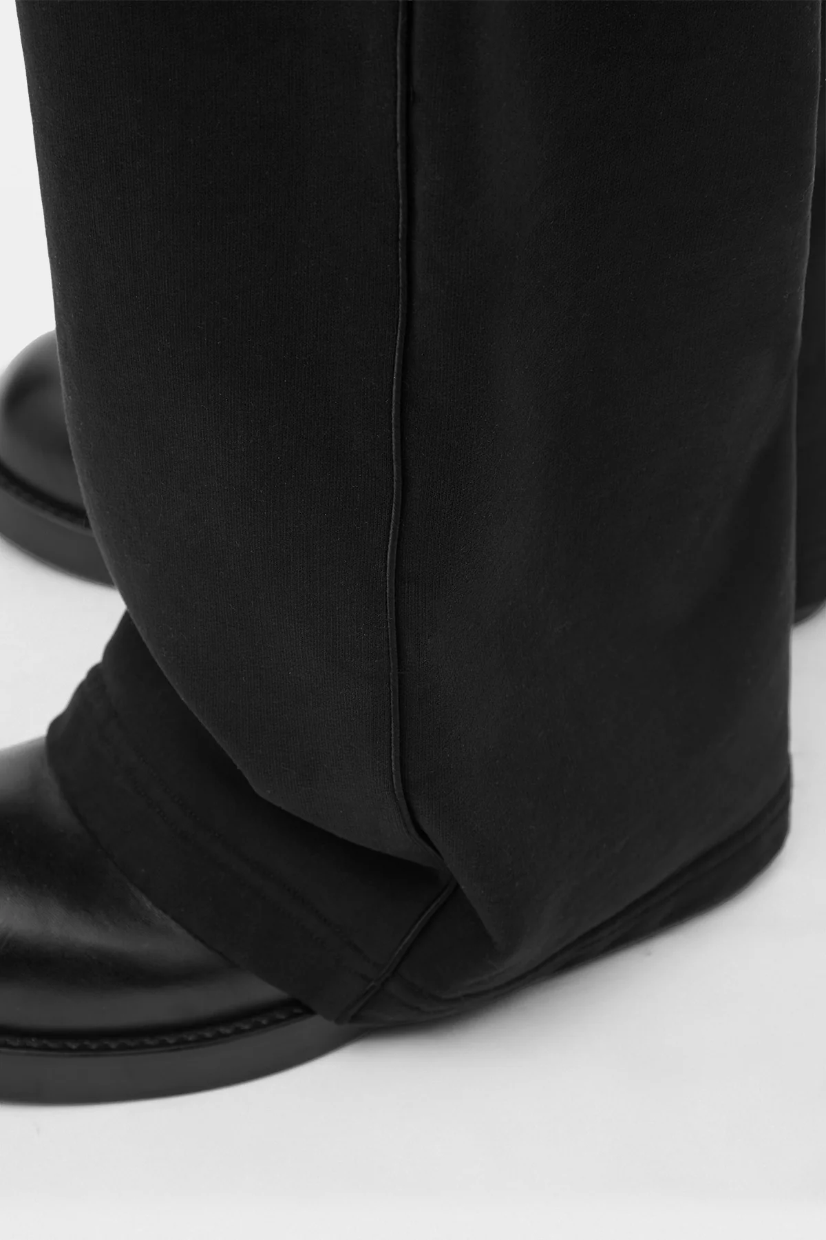 Fin Lounge Sweatpants - Image 5