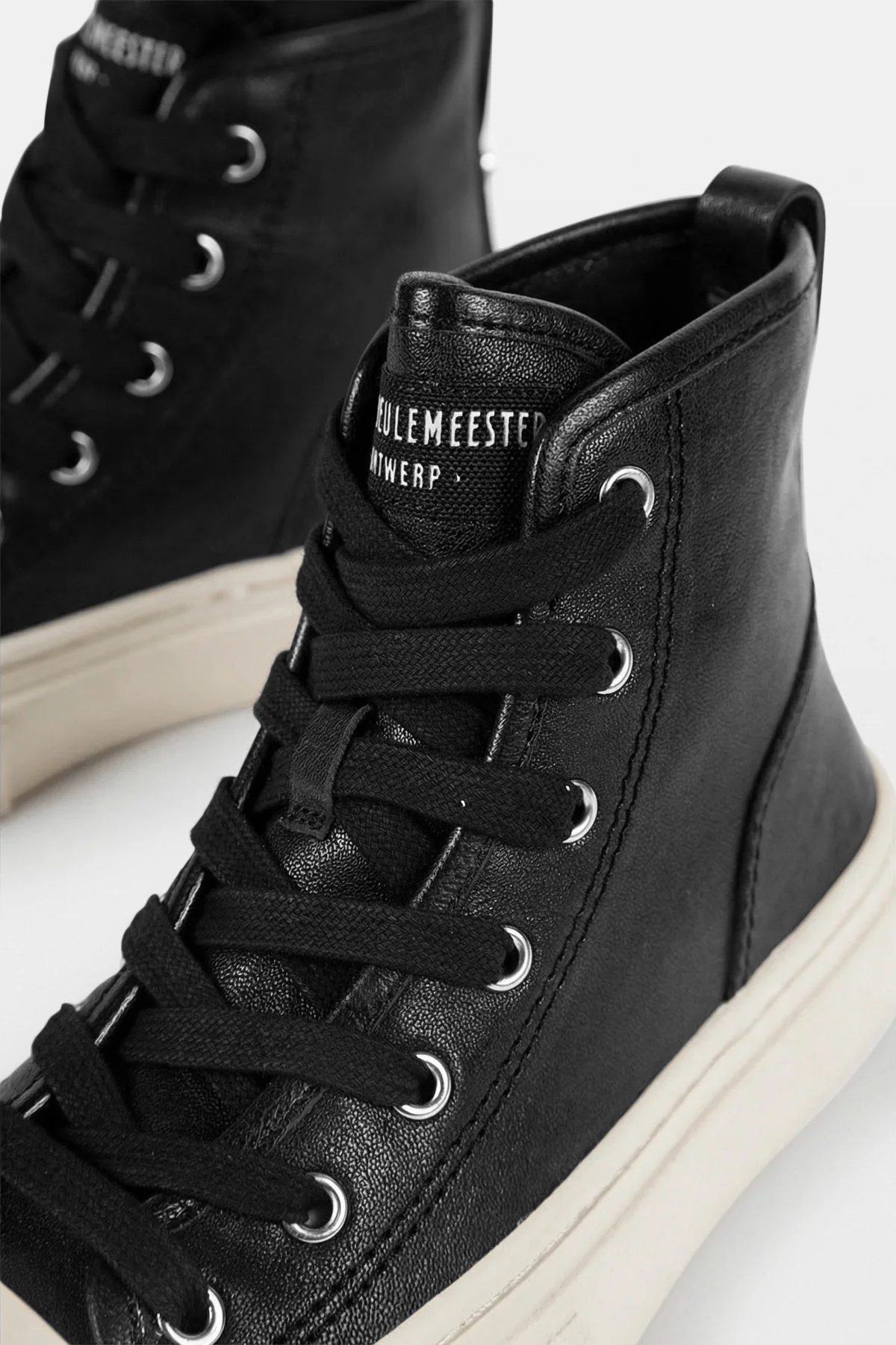 Ycke Vulcanized Mid-Top Sneakers - Image 4