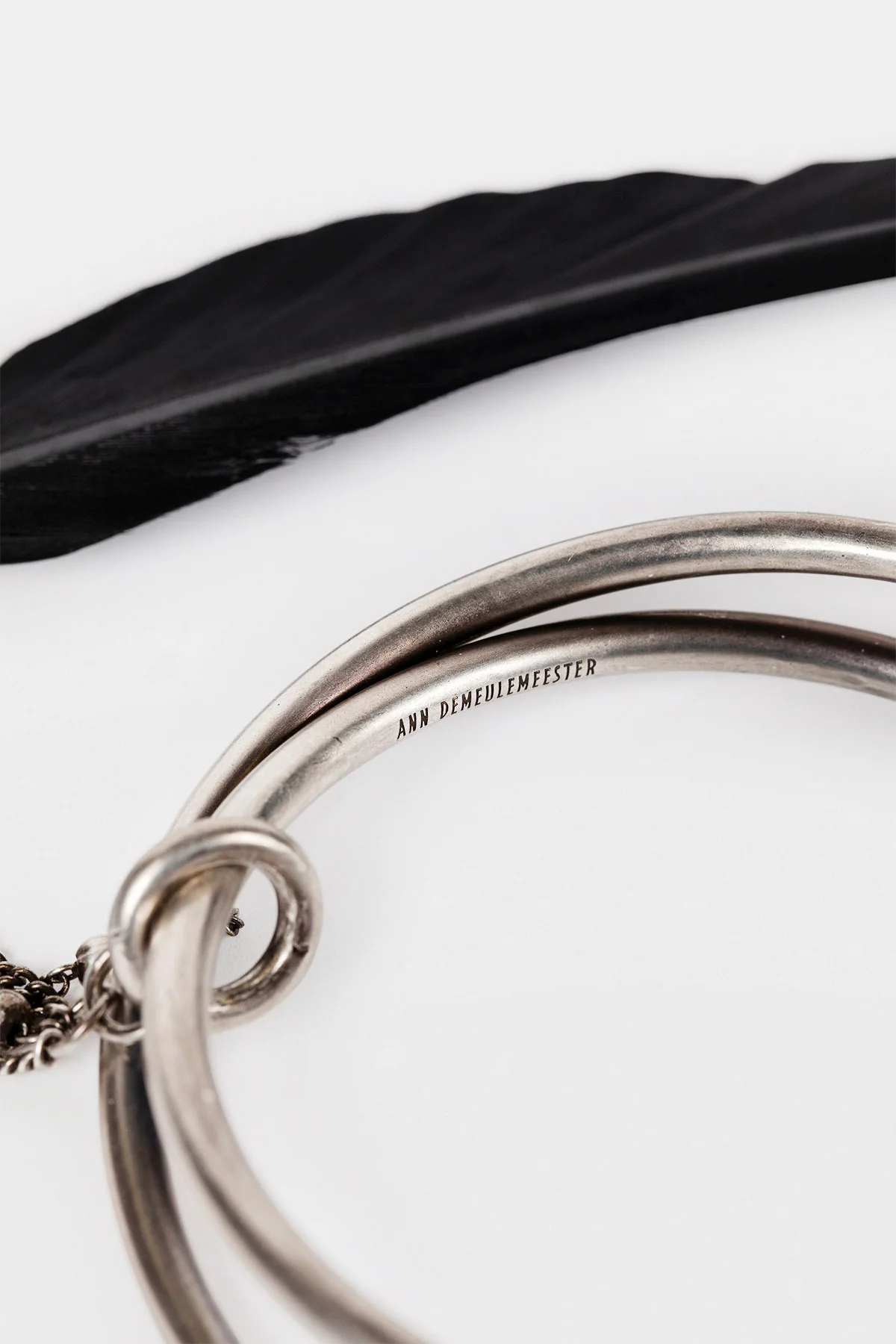 Vete Rigid Feather Bracelet - Image 3