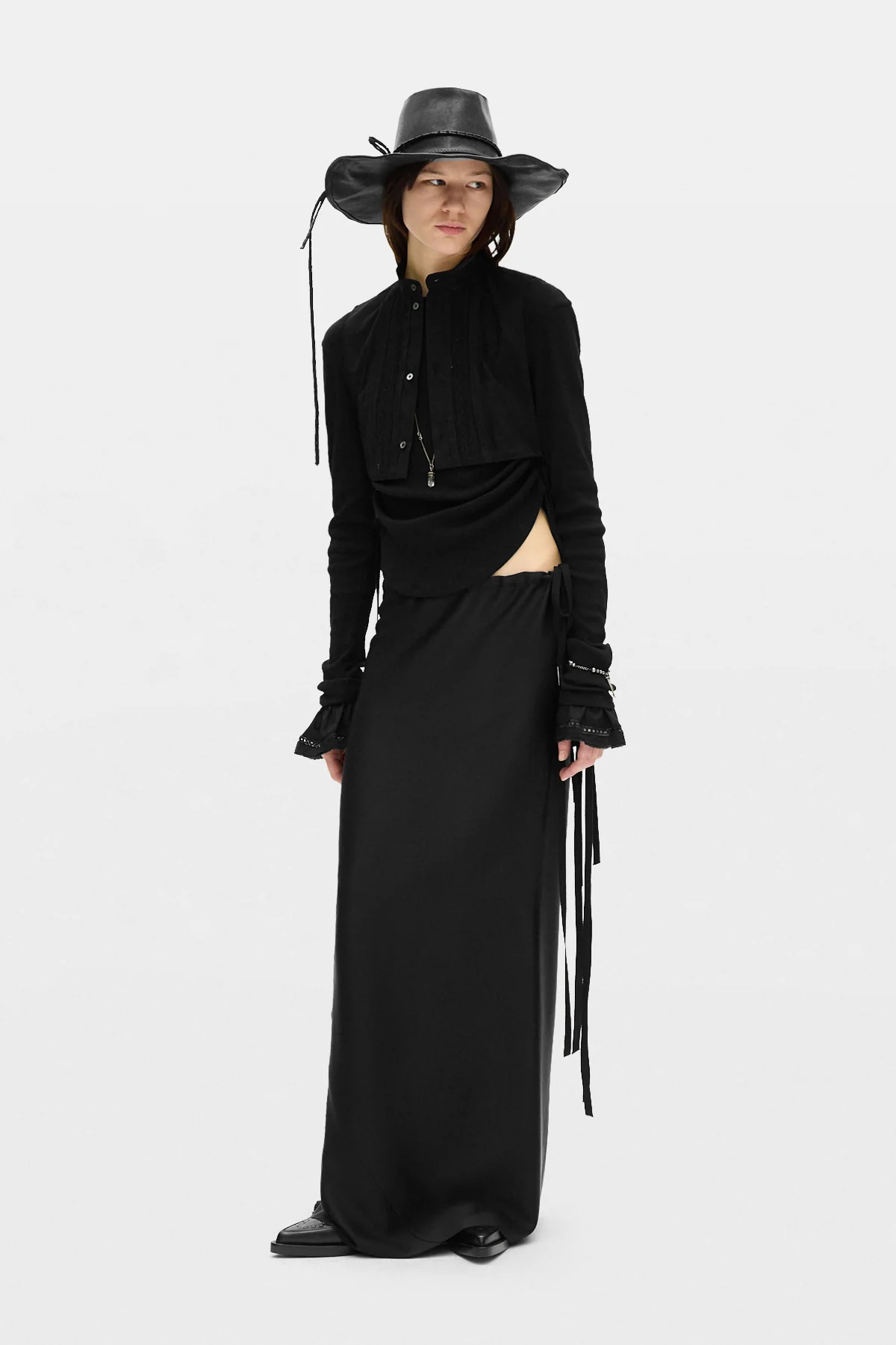 Dot Wrinkled Cropped Long Sleeves Top - Image 4